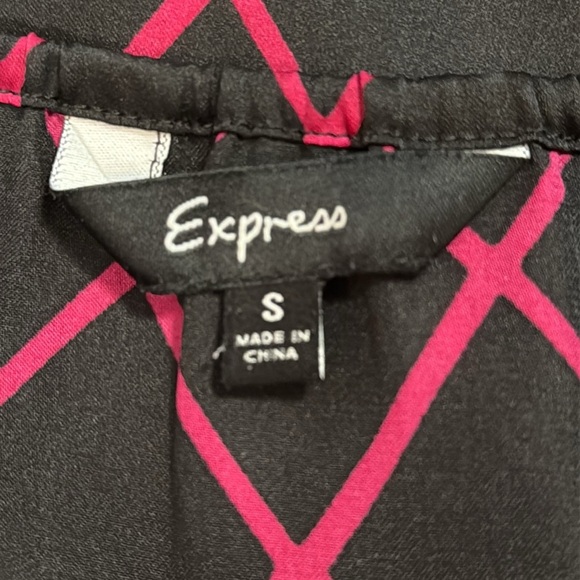 Express Women’s Small Spaghetti Strap V Neck Blouse Pleated Upper Back - Picture 6 of 8